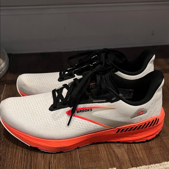 Brooks White and Red Athletic Shoes - Picture 1 of 7